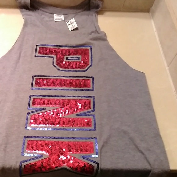 Pink tank - Picture 1 of 2